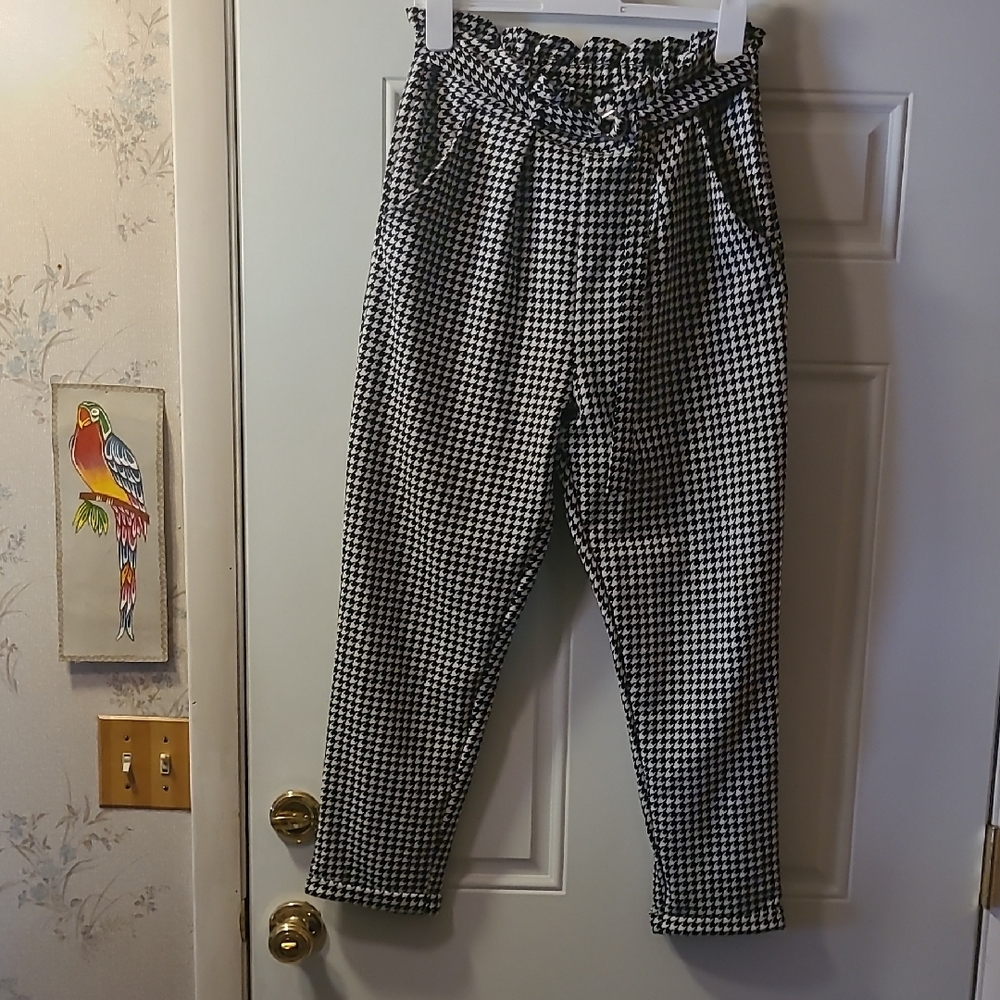 NOBO Black and White Houndstooth Women's Pants